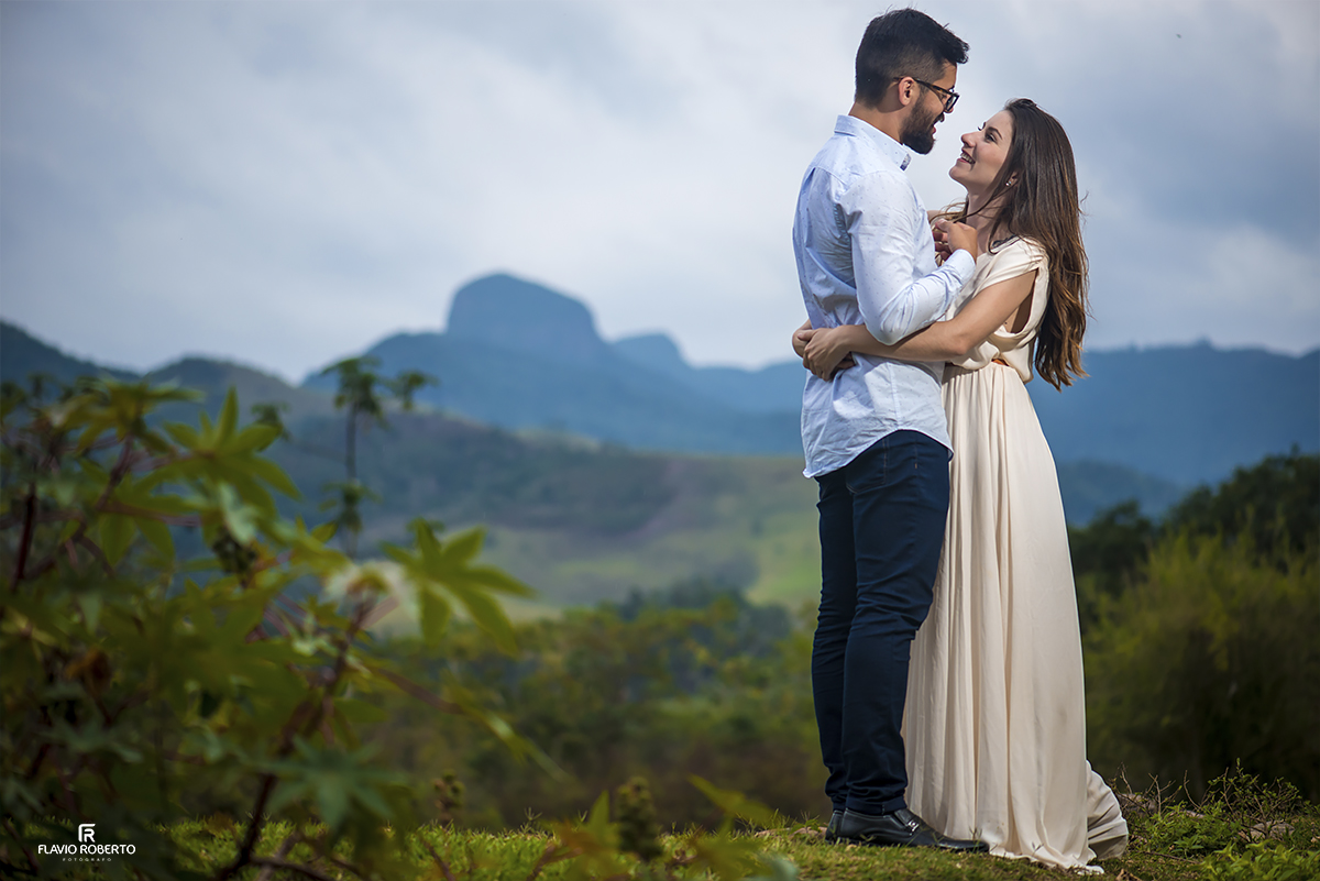 Ensaio Pre Wedding nas Pedrinhas em Guaratinguetá-SP