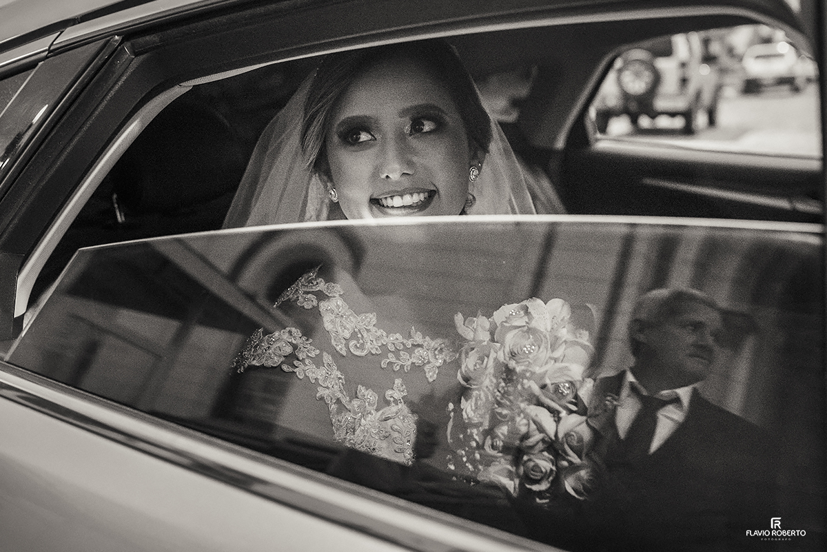 Noiva no carro