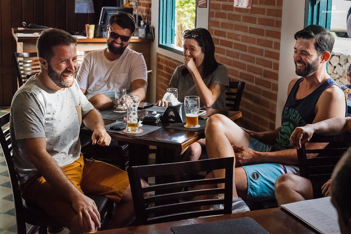 PUB 81 em Cunha-SP . Noivo com seus amigos.