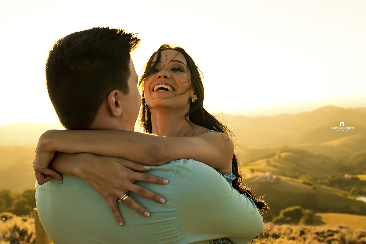 Ensaio de Casal no Lavandario de Cunha. Flavio Roberto Fotografo de Casais e Casamentos.