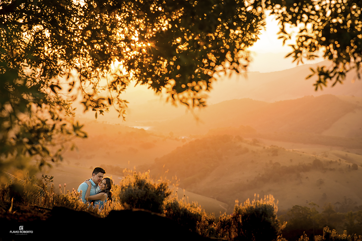 Ensaio de Casal no Lavandario de Cunha. Flavio Roberto Fotografo de Casais e Casamentos.