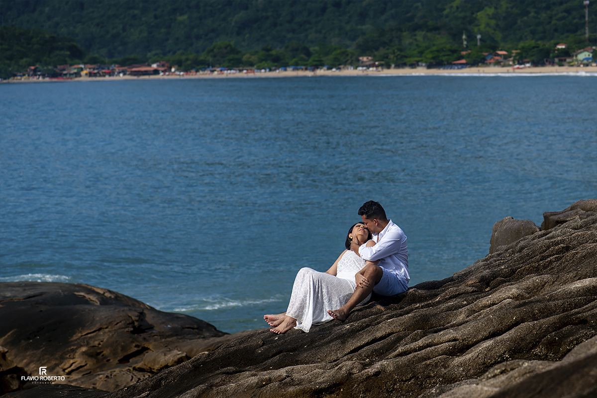 Ensaio Pre Wedding de Casal na Praia do Cepillo em Trindade - Rio de Janeiro