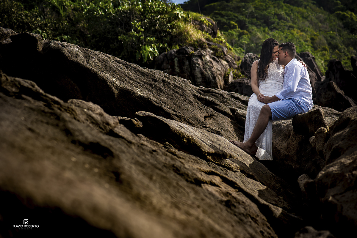 Ensaio Pre Wedding de Casal na Praia do Cepillo em Trindade - Rio de Janeiro