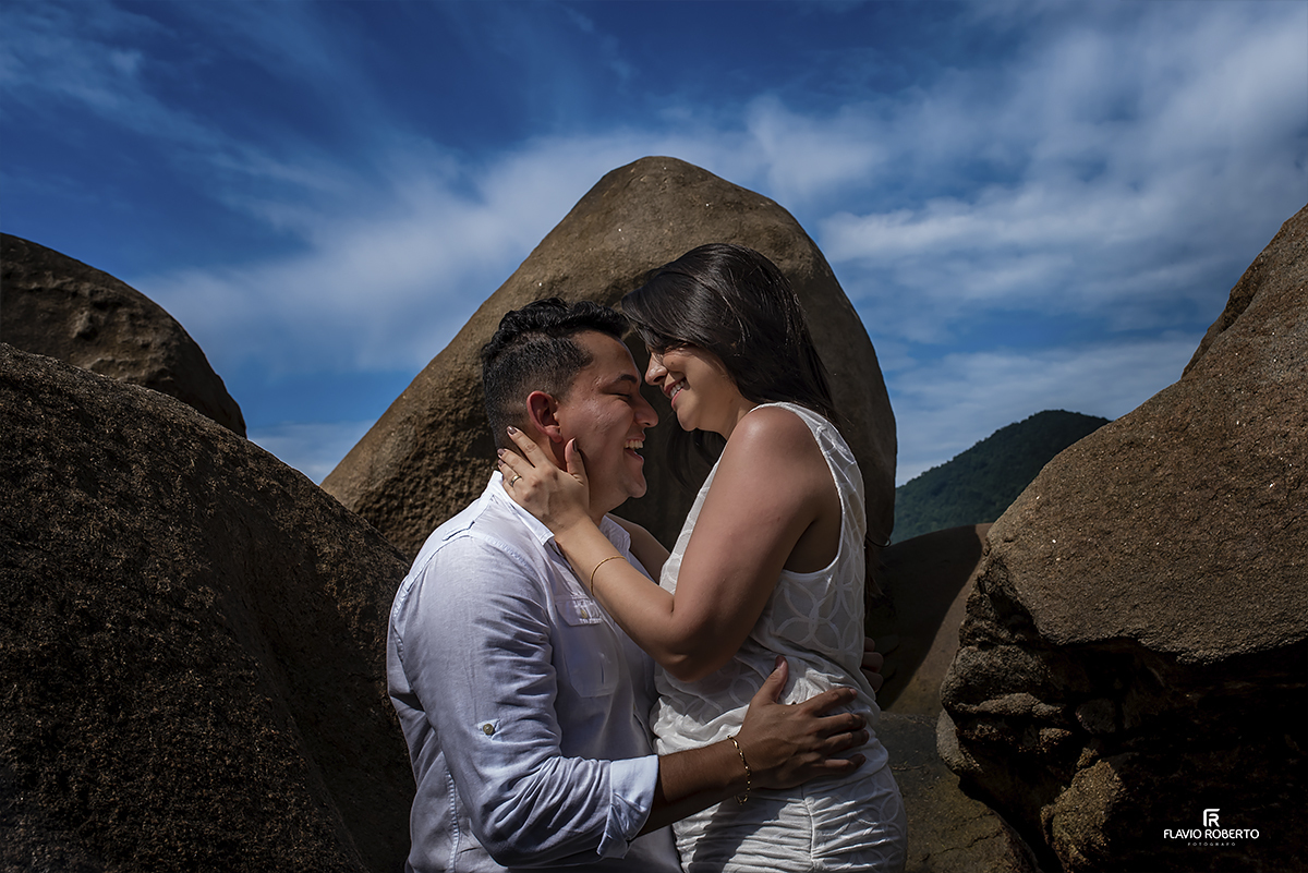 Ensaio Pre Wedding de Casal na Praia do Cepillo em Trindade - Rio de Janeiro