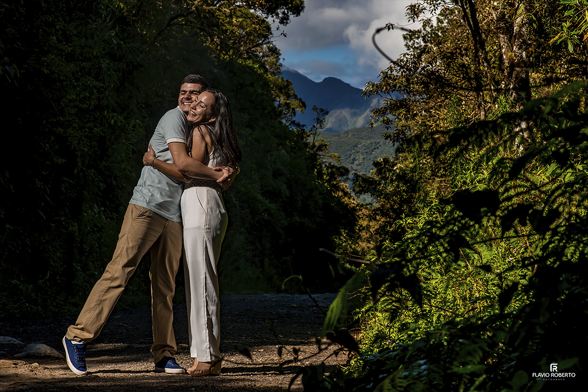 Ensaio de Casal no Pico dos Agulhas Negras. Ensaio Pre Wedding com Fusca em Itamonte.