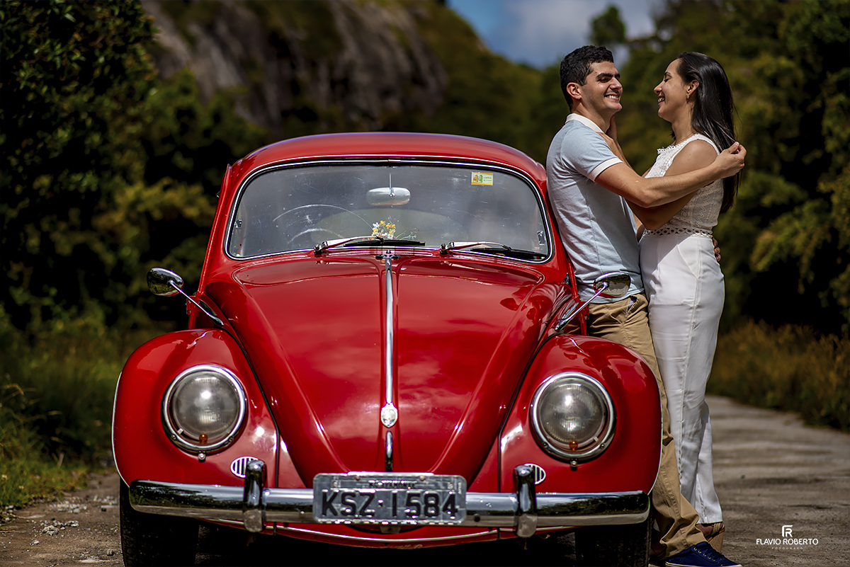 Ensaio de Casal no Pico dos Agulhas Negras. Ensaio Pre Wedding com Fusca em Itamonte.
