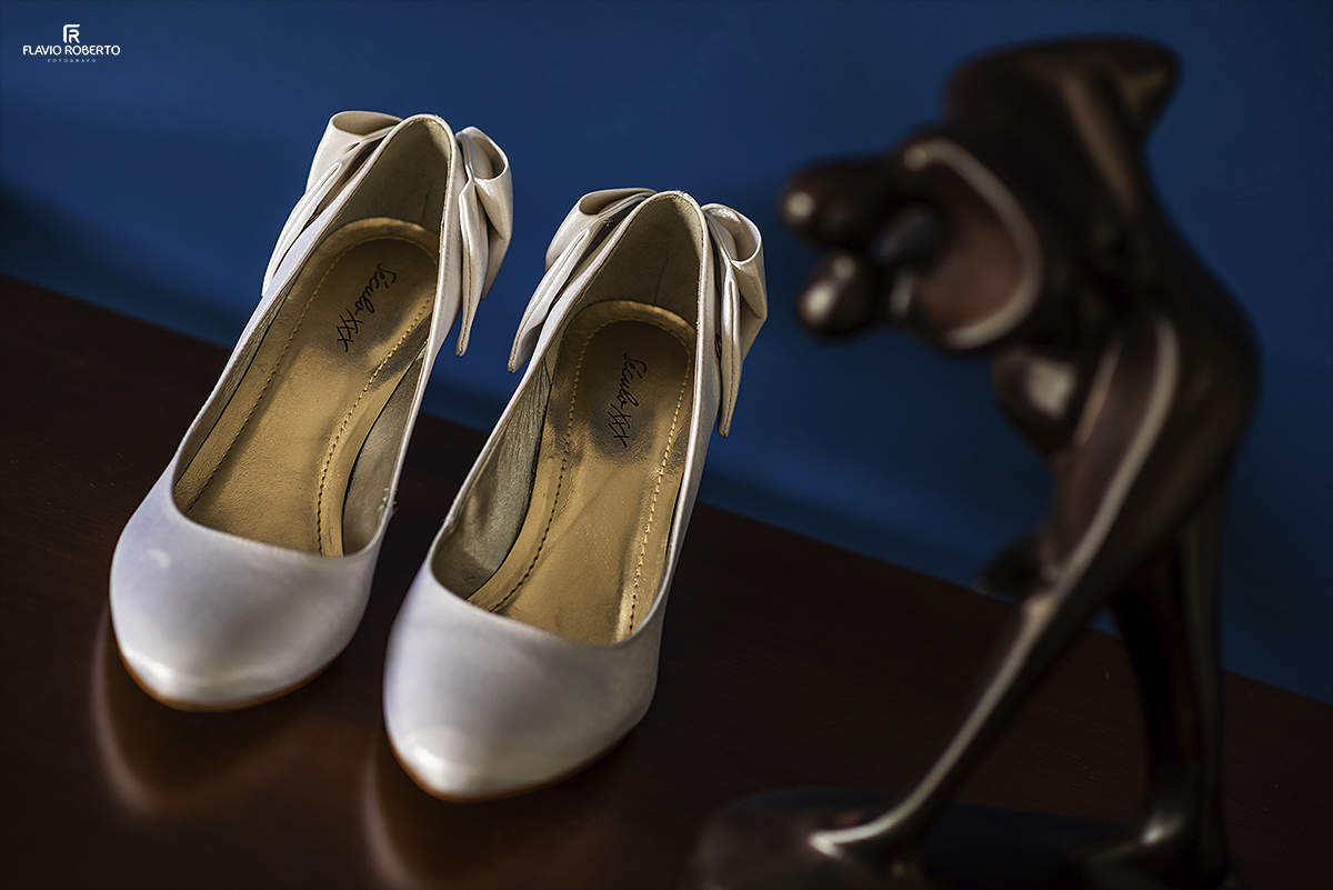 Casamento na Villa Bali em Taubaté - sapatos da Noiva.