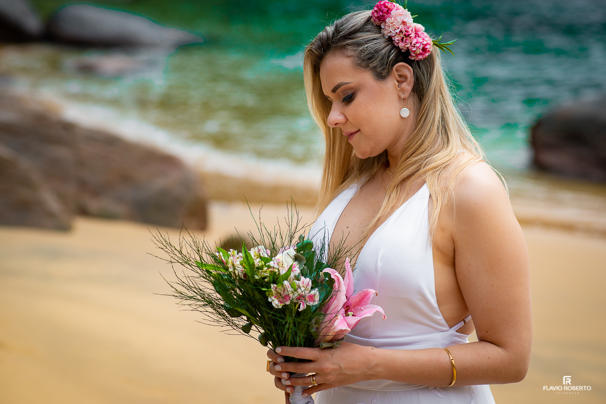 Ensaio Pre Wedding em Ubatuba - Ensaio de Casal com passeio de Lancha no Litoral Paulista