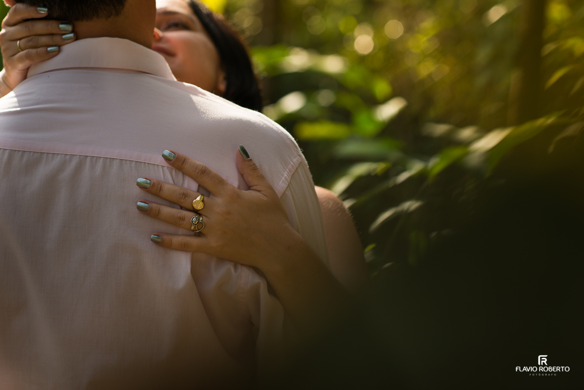 noivos se abraçando