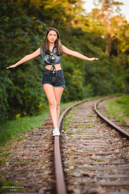 fotografia linha do trem macae fotografo de casamentos debutantes e familia