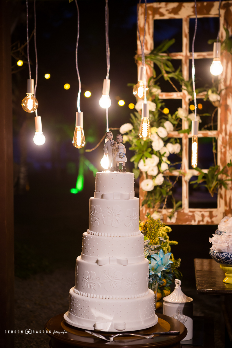 cake designer wedding beach decoracao de eventos espelho das aguas buzios casar na praia fotografo de casamento preco bom