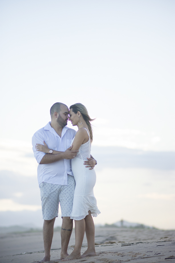 fotografia de ensaio pre wedding macae rio das ostras  macabu trajano de moraes luz natural leal eventos espaco downtown fotografo de casamento