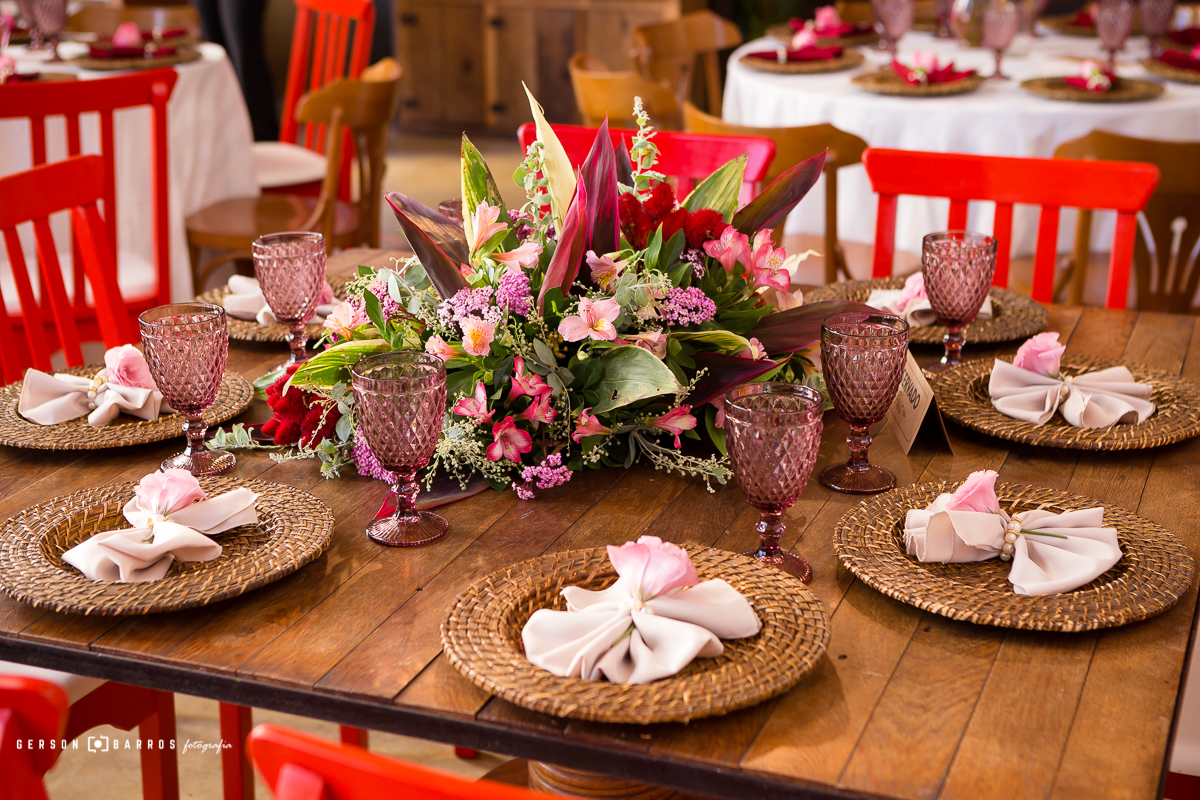 decoraçao das mesas em espaco downtown macae - rj