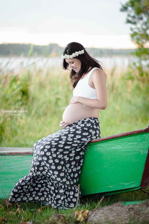 gravida no barco lagoa de imboassica macae rio das ostras fotografia emocao fotografo de 15 anos gestante ensaios casamentos