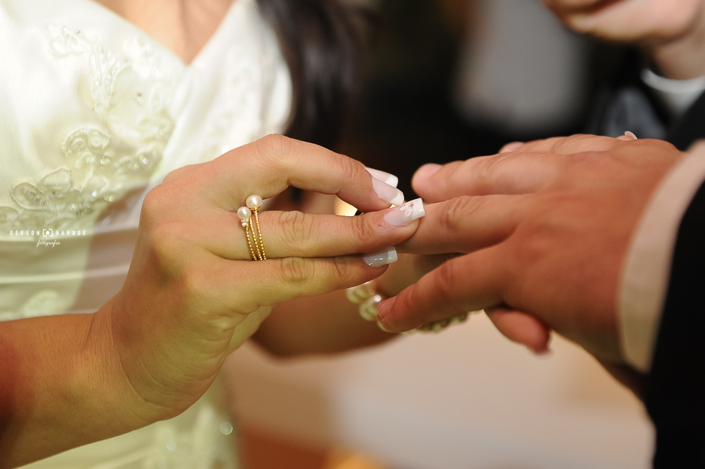 troca de aliancas casamento weddding fotografia de eventos oasis casa de festas rio das ostras macae regiao sao pedro da aldeia