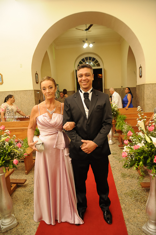 entrada do noiva igreja catolica trajano de moraes fotografia de casamento wedding cerimonia cordeiro santa maria madalena friburgo