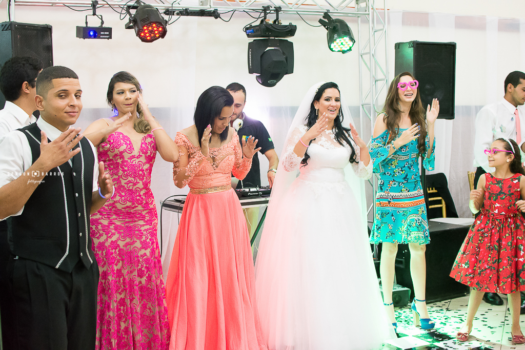 noiva na pista musica dj felicidade fotografia de casamento gerson barros