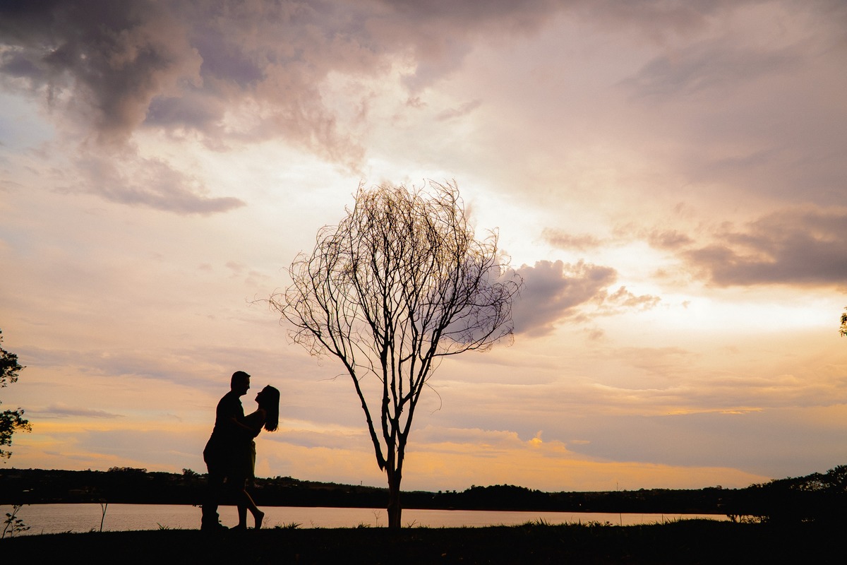 Ensaio pre wedding, ensaio de casal, previa de casal em Brasília, fotos de casamento.