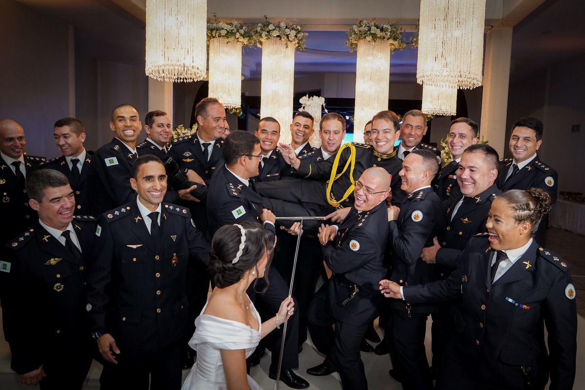 Casamento Militar com teto de aço na Igreja São Judas Tadeu em Brasília Df