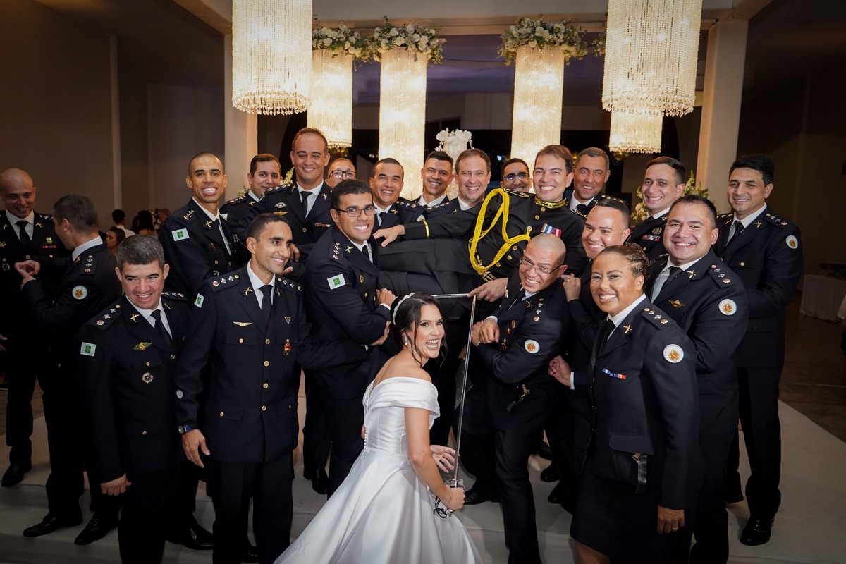 Casamento Militar com teto de aço na Igreja São Judas Tadeu em Brasília Df