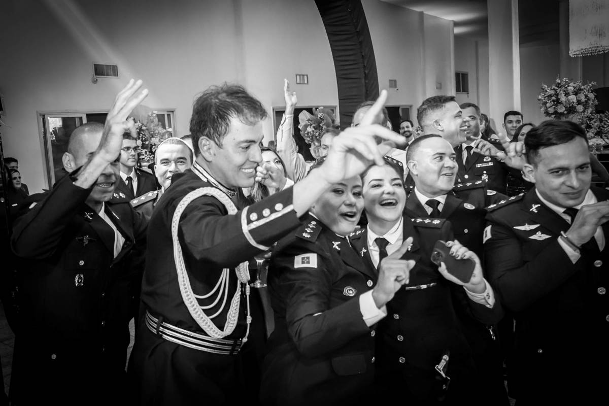 Casamento Militar com teto de aço na Igreja São Judas Tadeu em Brasília Df