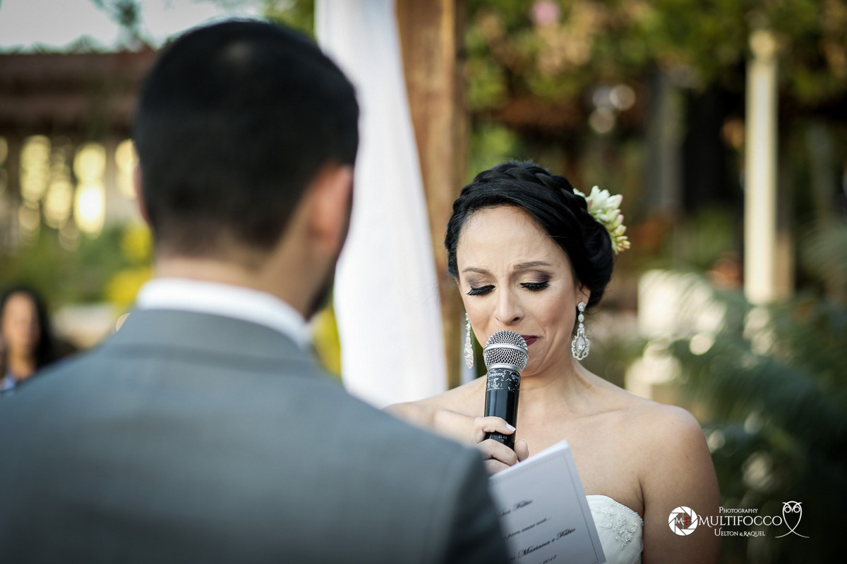 #Casamento #weddingphotography #luxodefesta #fotografiadecasamento #photography #wedding #noivasdebrasilia #weddingdres #casamentodoano #lapisdenoiva #vestidodenoiva