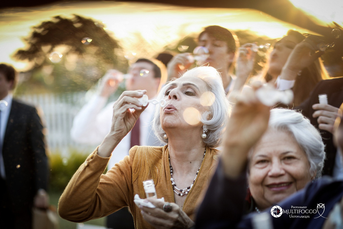 #Casamento #weddingphotography #luxodefesta #fotografiadecasamento #photography #wedding #noivasdebrasilia #weddingdres #casamentodoano #lapisdenoiva #vestidodenoiva