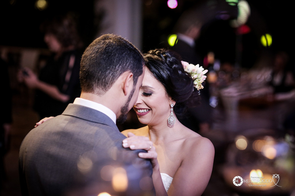 #Casamento #weddingphotography #luxodefesta #fotografiadecasamento #photography #wedding #noivasdebrasilia #weddingdres #casamentodoano #lapisdenoiva #vestidodenoiva