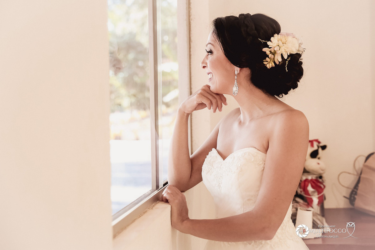 #Casamento #weddingphotography #luxodefesta #fotografiadecasamento #photography #wedding #noivasdebrasilia #weddingdres #casamentodoano #lapisdenoiva #vestidodenoiva