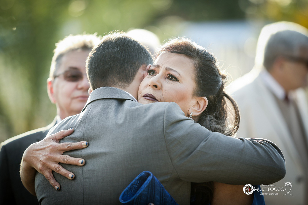 #Casamento #weddingphotography #luxodefesta #fotografiadecasamento #photography #wedding #noivasdebrasilia #weddingdres #casamentodoano #lapisdenoiva #vestidodenoiva