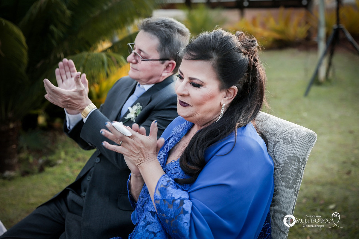 #Casamento #weddingphotography #luxodefesta #fotografiadecasamento #photography #wedding #noivasdebrasilia #weddingdres #casamentodoano #lapisdenoiva #vestidodenoiva