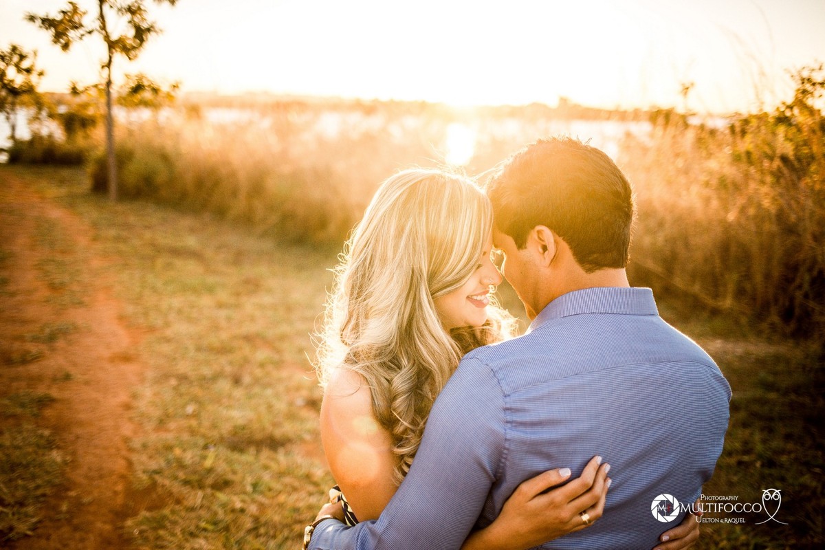 #casalnamorados #felizesadois #casandoembrasilia #euqueromecasar #noivadebrasilia #noiva #fotografodecasamento #lapisdenoiva