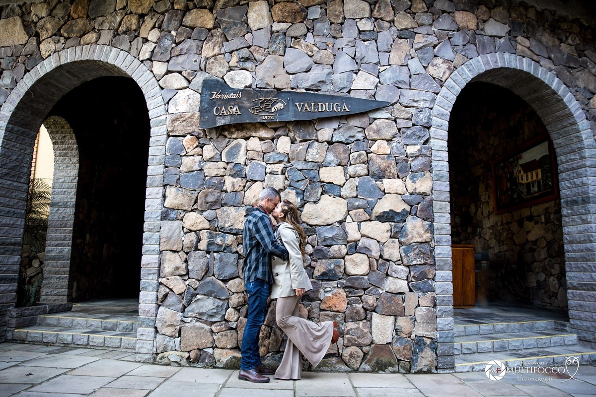 #ensaioembentogonçalves #casalnamorados #felizesadois #casandoembrasilia #euqueromecasar #noivadebrasilia #noiva #fotografodecasamento #lapisdenoiva