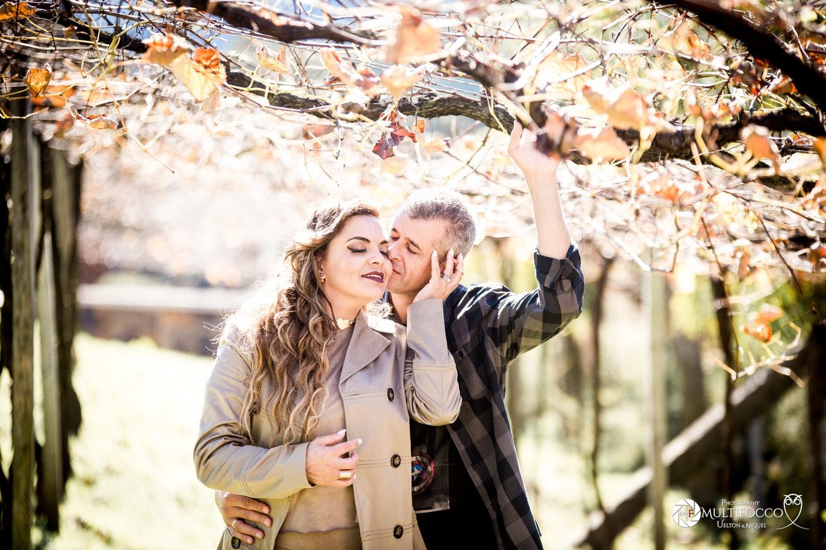 #ensaioembentogonçalves #casalnamorados #felizesadois #casandoembrasilia #euqueromecasar #noivadebrasilia #noiva #fotografodecasamento #lapisdenoiva