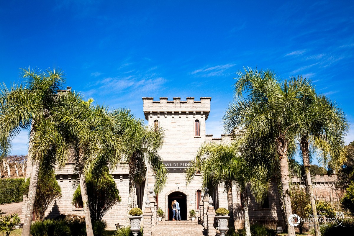 #ensaioembentogonçalves #casalnamorados #felizesadois #casandoembrasilia #euqueromecasar #noivadebrasilia #noiva #fotografodecasamento #lapisdenoiva