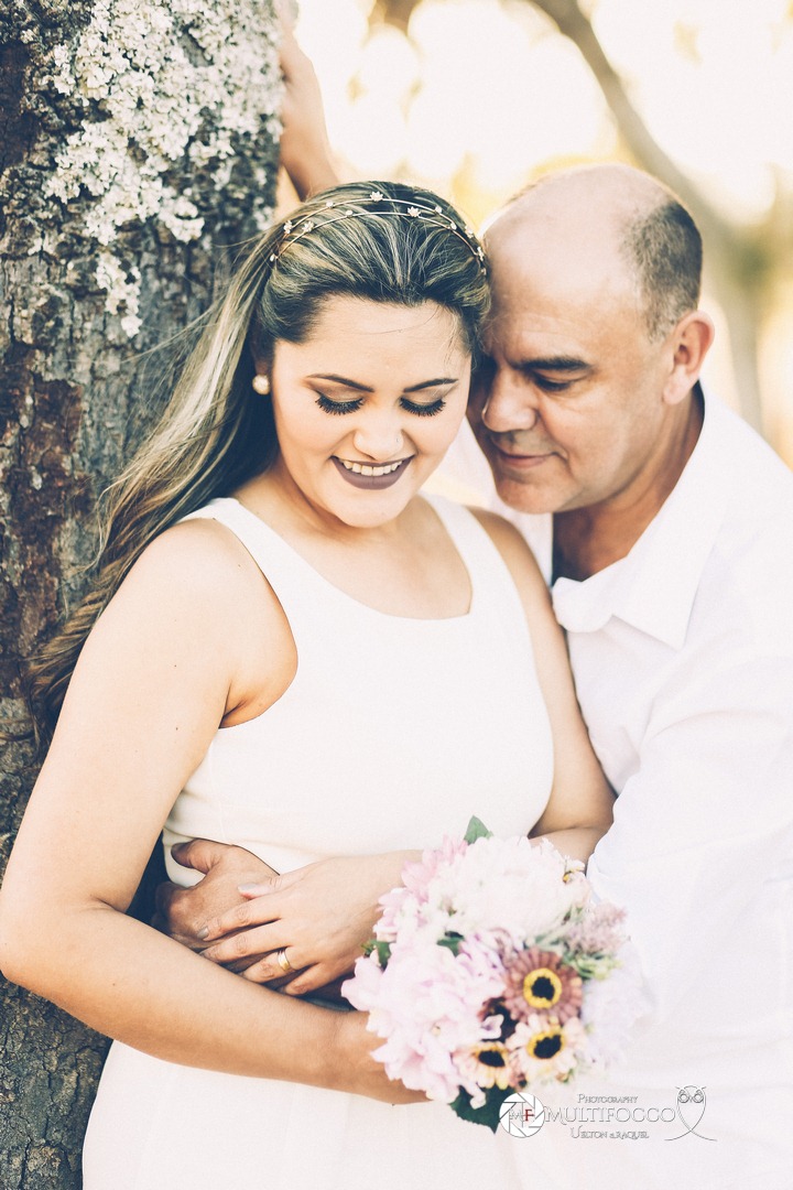 . #Casamento #weddingphotography #luxodefesta #fotografiadecasamento #photography #wedding #noivasdebrasilia #weddingdres #casamentodoano #lapisdenoiva #vestidodenoiva