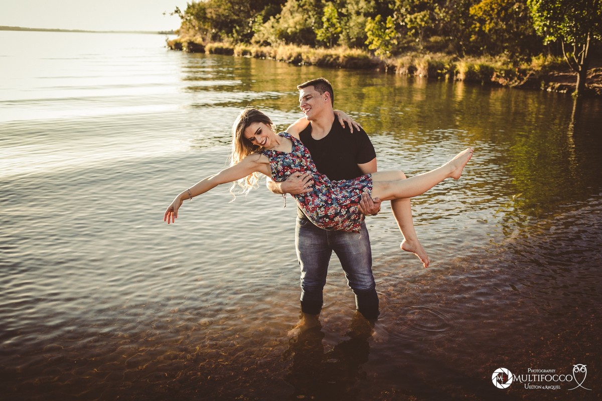 Ensaio de casal-Atos Bulcao-Igrejinha asa sul- nossa senhora de fatima- Ermida dom bosco- fotografo de casamento- Brasilia DF
