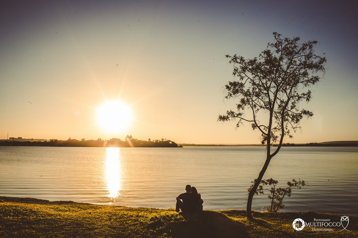 Ensaio de casal-Atos Bulcao-Igrejinha asa sul- nossa senhora de fatima- Ermida dom bosco- fotografo de casamento- Brasilia DF