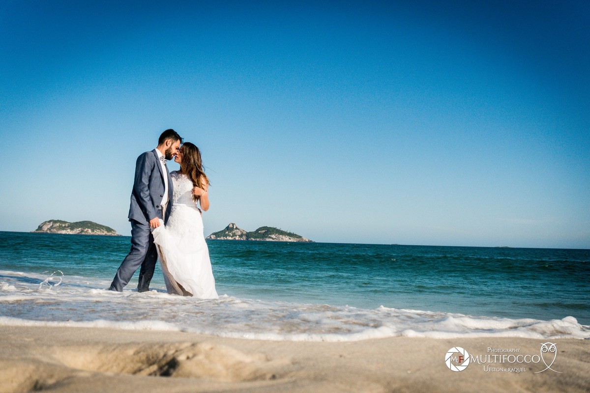 #casamento2017 #casamentoembrasilia #noivadodia #felizesadois #casandoembrasilia #euqueromecasar #noivadebrasilia #noiva #fotografodecasamento #lapisdenoiva