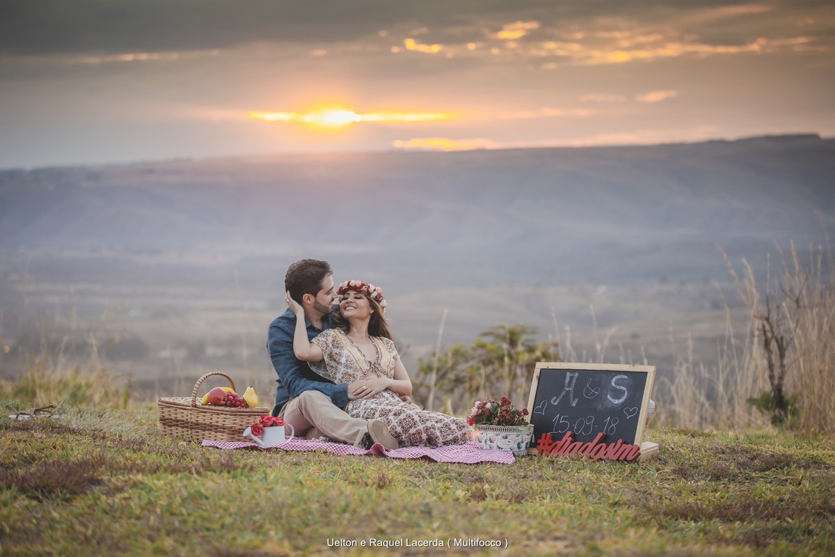Ensaio casal ao ar livre, prévia de casal, ensaio romântico, paraíso na terra,   casamento em brasília, multifocco , fotografia de casamento