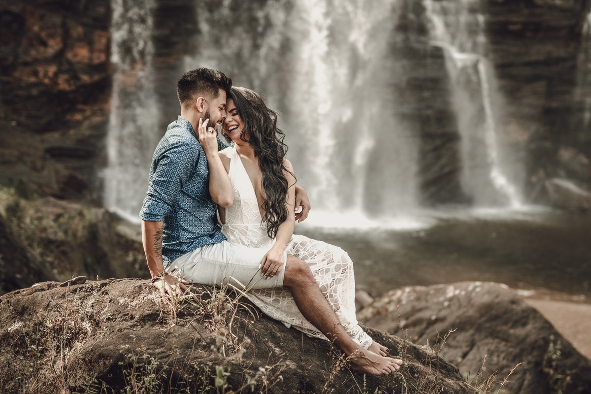 previa romântica Cachoeira Salto Corumba.