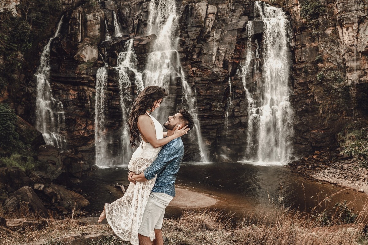 Previa casal na Cachoeira Salto Corumba.