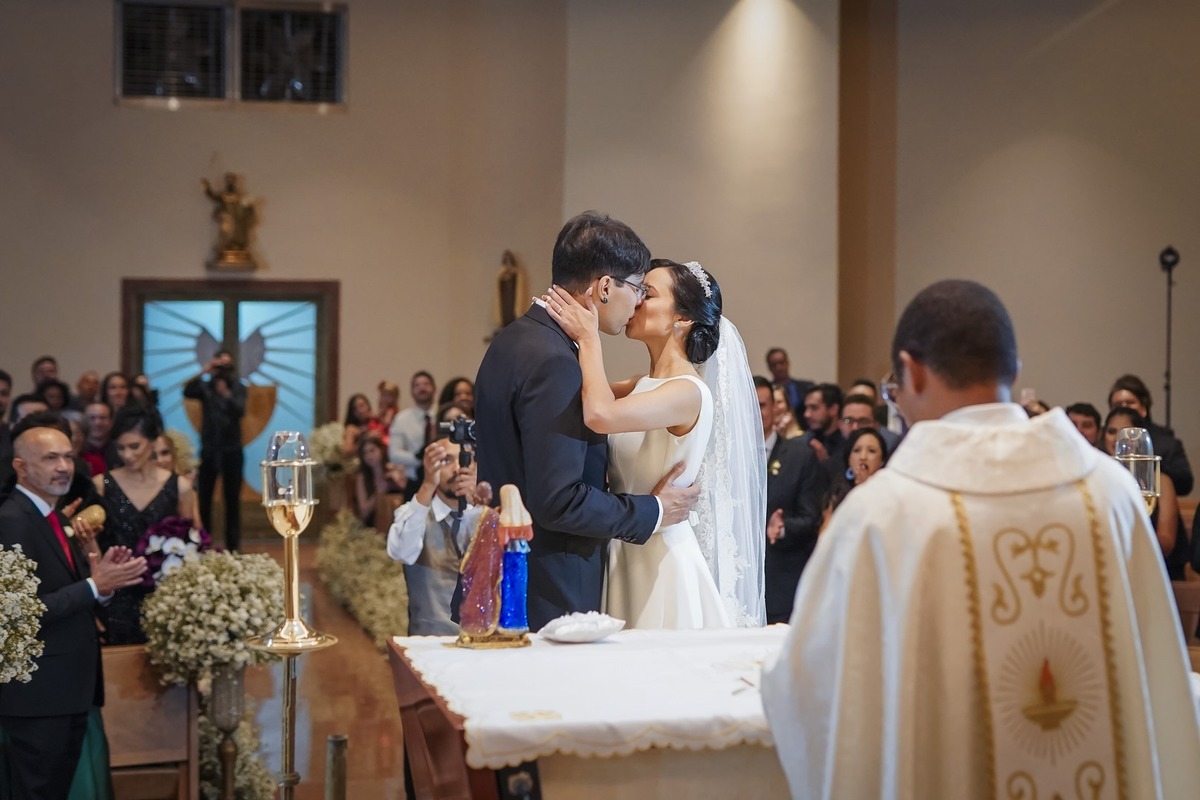 Casamento Paroquia Nossa Senhora do Carmo beijo