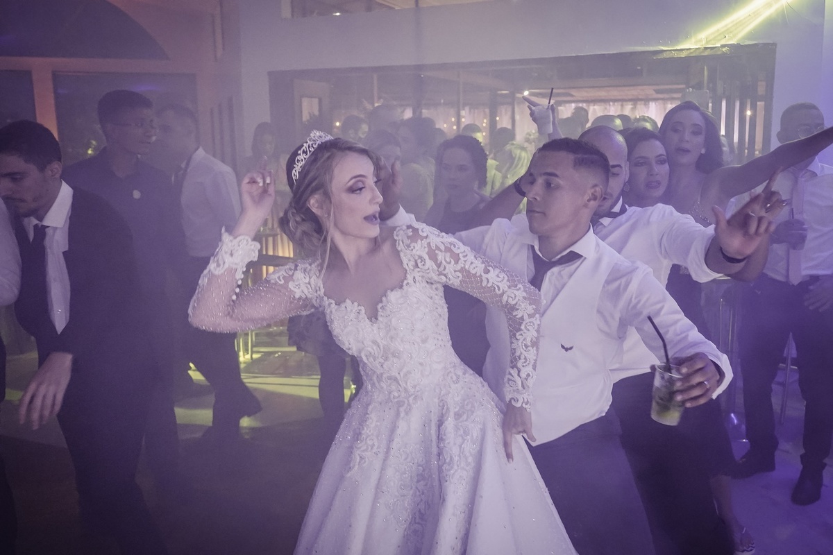 Festa de casamento - Noivo - Noiva - Multifocco - Comemoração do casório - Fotografo de Casamento Brasília-DF 