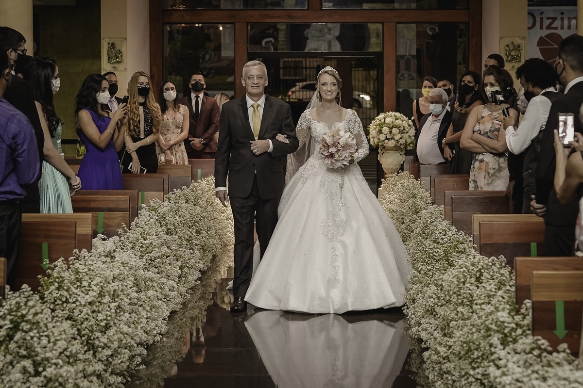 Noiva Linda - Vestido de Noiva - Fotografo de Casamento - Multifocco - Entrada da Noiva  