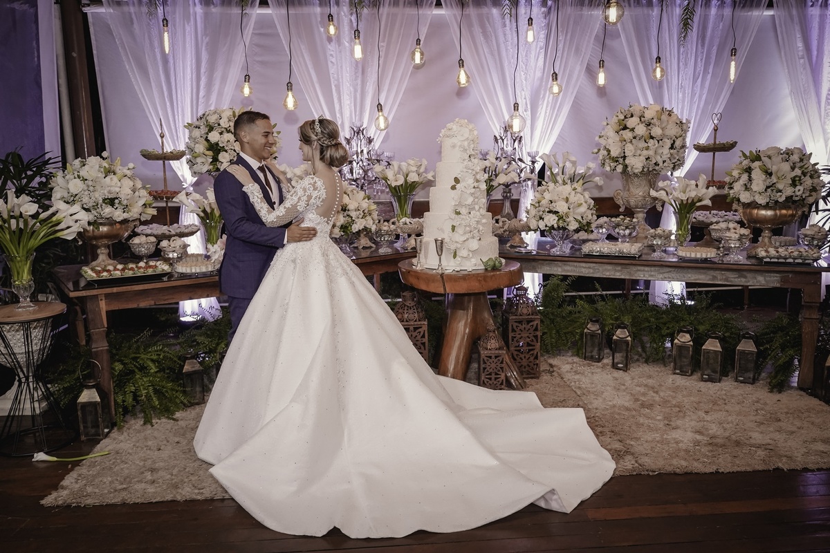 Foto de casamento - Fotógrafo Brasília-DF - Noivo - Noiva - Multifocco - Festa de Casamento