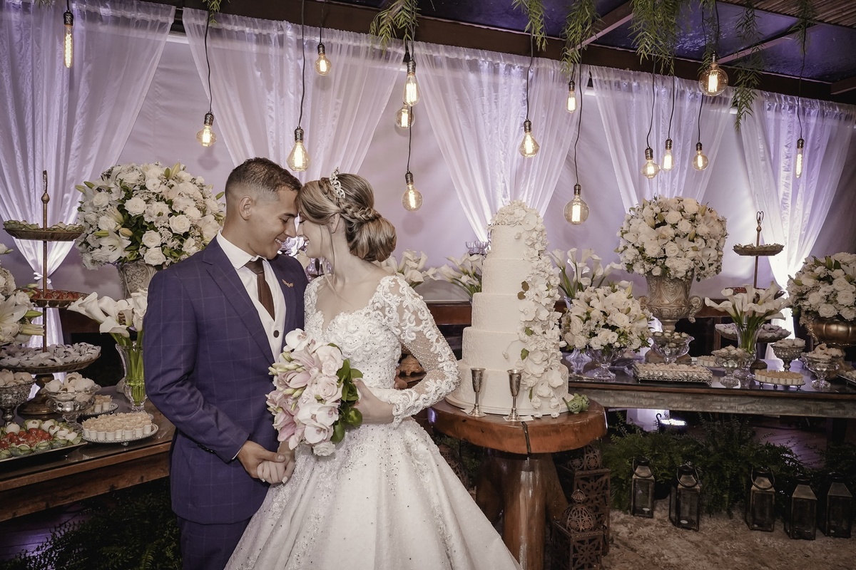 Foto de casamento - Fotógrafo Brasília-DF - Noivo - Noiva - Multifocco - Festa de Casamento