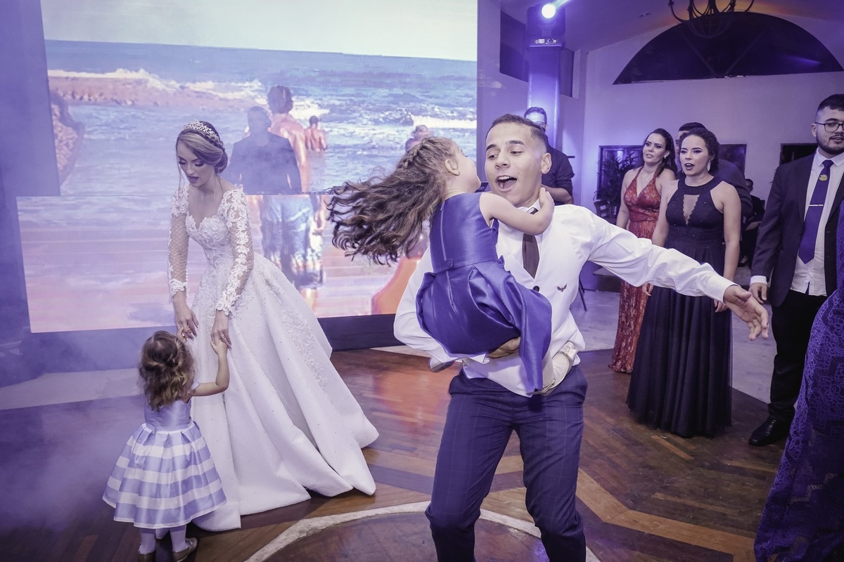 Dança dos Noivos - Festa de Casamento - noivo - noiva - Fotografo de casamento Brasília-DF
