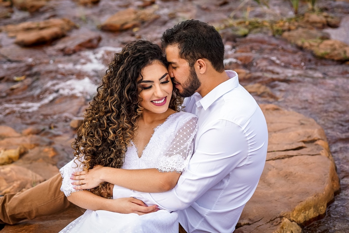 Previa de Casal em Brasília - Fotografia casal - Previa de Casal - Fotos de casal Brasília - Fotografia de Casal DF - Casal amoroso - Fotografo de Casamento