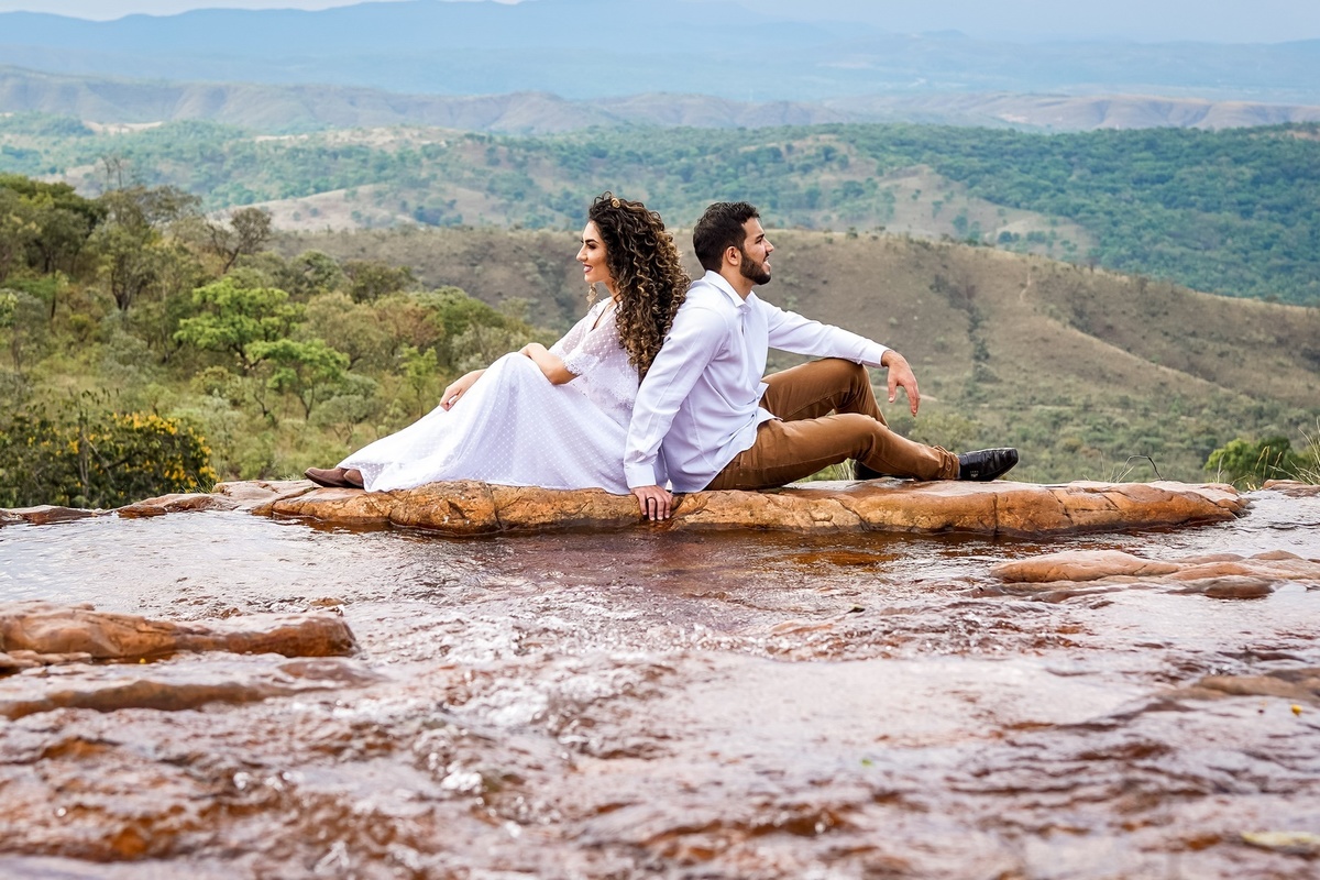 Previa de Casal em Brasília - Fotografia casal - Previa de Casal - Fotos de casal Brasília - Fotografia de Casal DF - Casal amoroso - Fotografo de Casamento - Dicas de ensaio fotográfico - Fotógrafos profissionais Brasília - Paraiso na terra